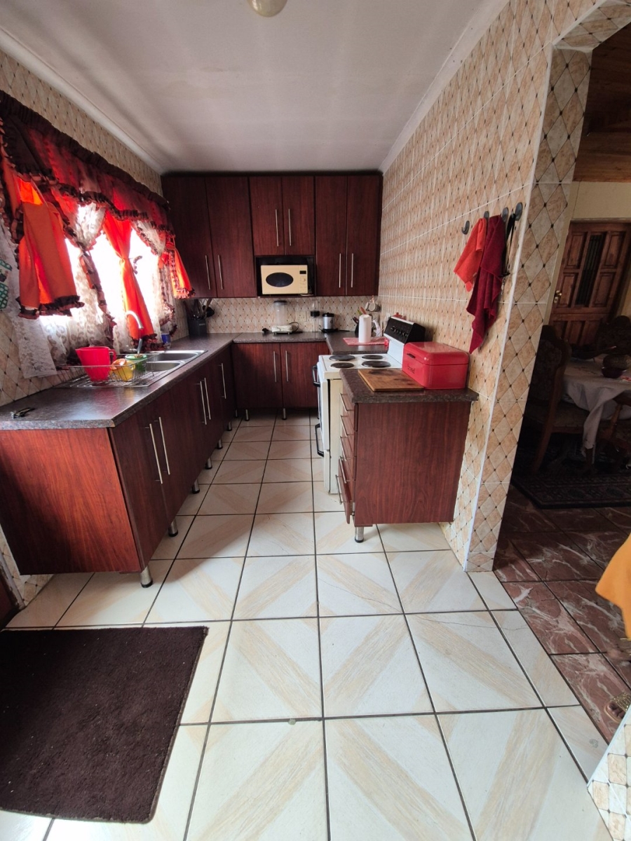 3 Bedroom Property for Sale in Motherwell Nu7 Eastern Cape